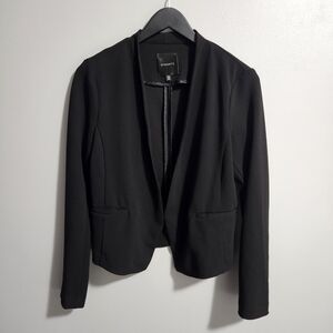 Dynamite Black Open-Front Cropped Blazer Jacket